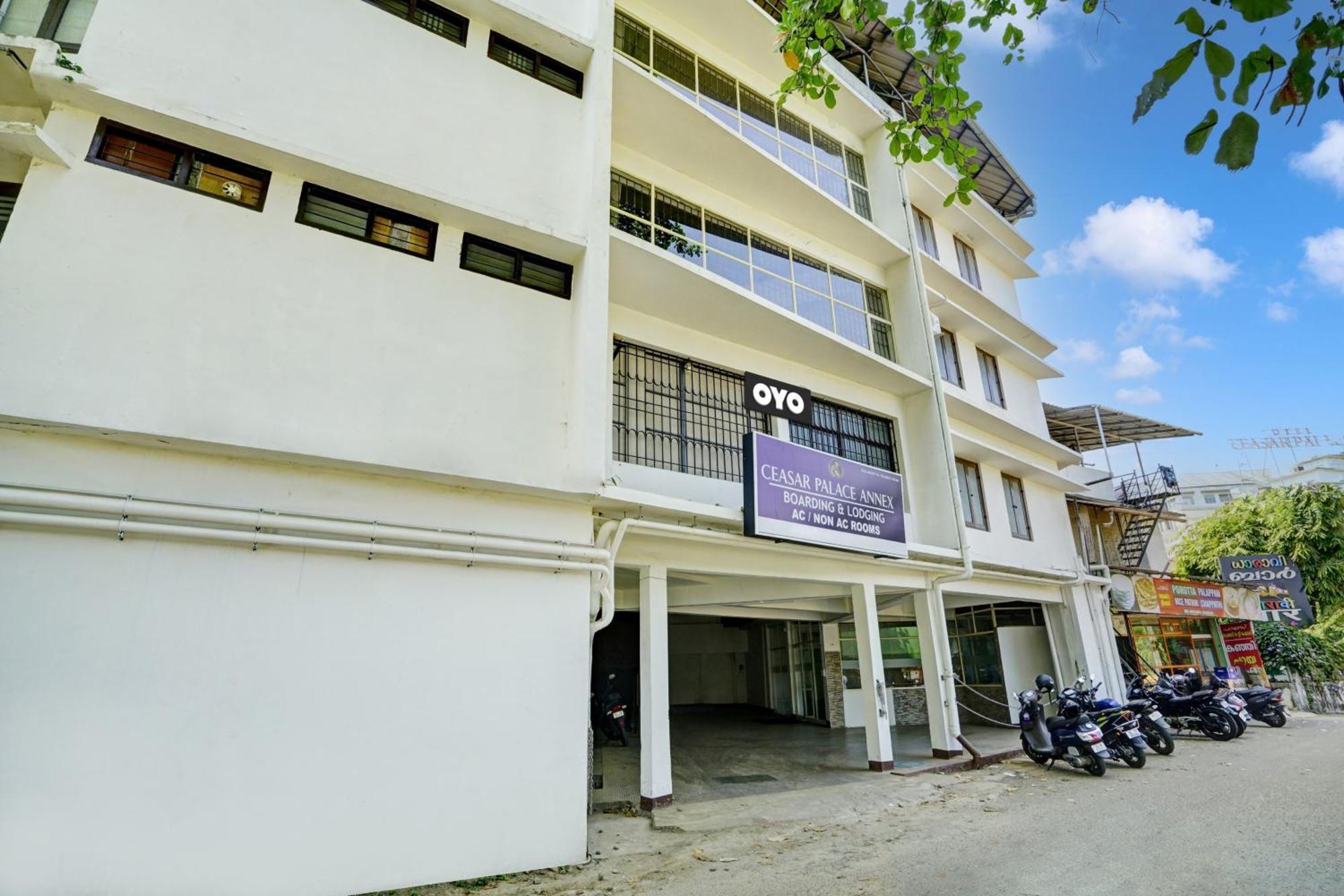 Super Hotel O Ceasar Palace Annex Thodupuzha المظهر الخارجي الصورة